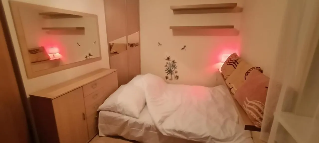 Na Trawki 15 Minut Od Lotniska Przy Pkm Niedzwiednik Apartment Gdansk 0*,  Poland
